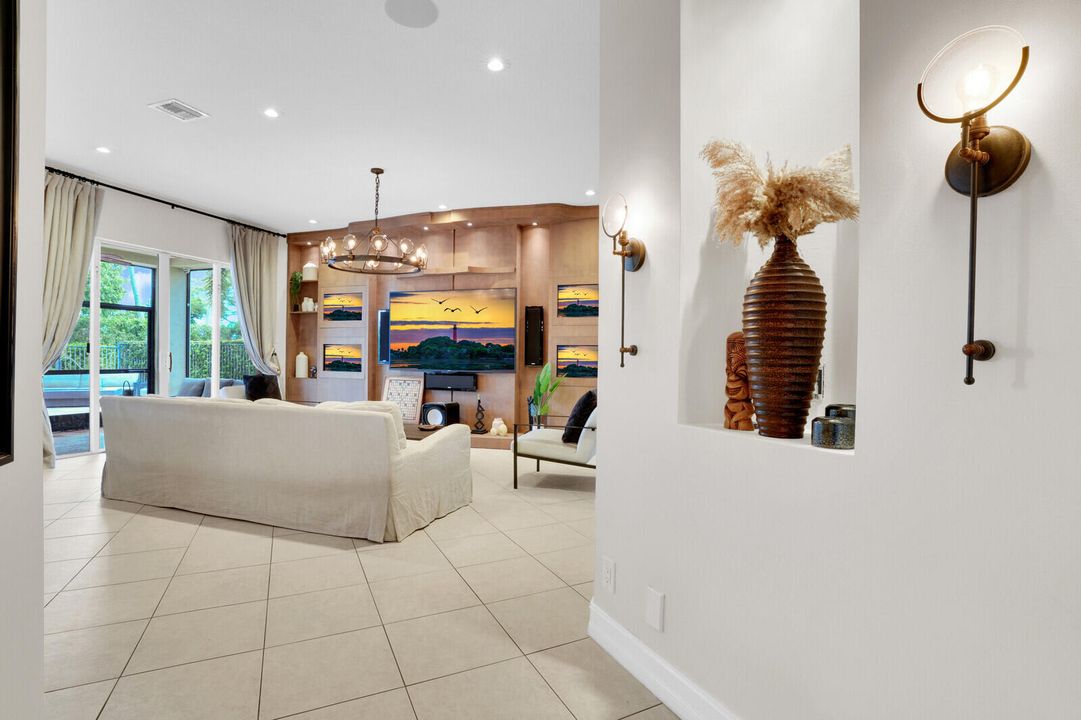 Active With Contract: $1,174,999 (6 beds, 4 baths, 4459 Square Feet)