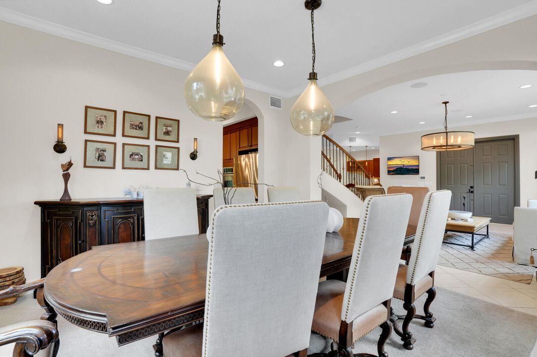 Active With Contract: $1,174,999 (6 beds, 4 baths, 4459 Square Feet)