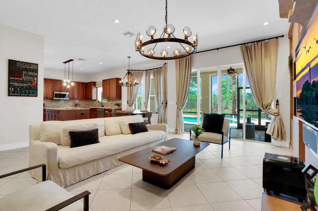 Active With Contract: $1,174,999 (6 beds, 4 baths, 4459 Square Feet)