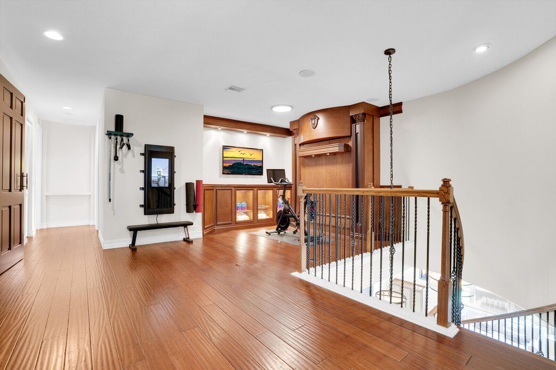 Active With Contract: $1,174,999 (6 beds, 4 baths, 4459 Square Feet)