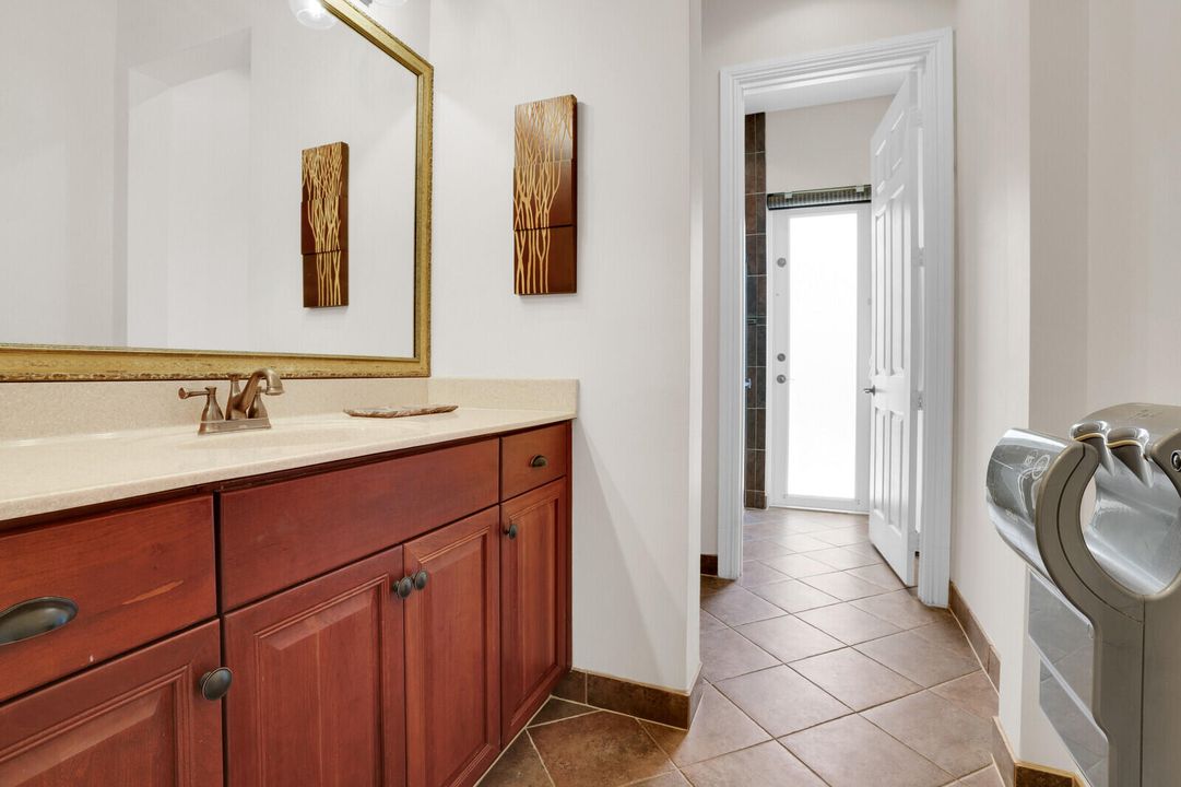 Active With Contract: $1,174,999 (6 beds, 4 baths, 4459 Square Feet)