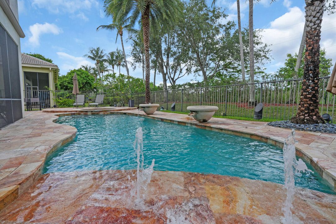 Active With Contract: $1,174,999 (6 beds, 4 baths, 4459 Square Feet)