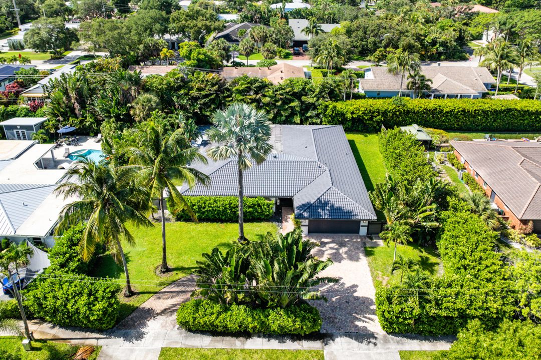 合同活跃: $1,499,000 (5 贝兹, 3 浴室, 2617 平方英尺)