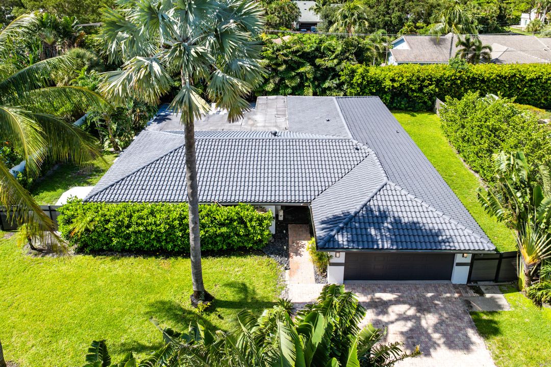 合同活跃: $1,499,000 (5 贝兹, 3 浴室, 2617 平方英尺)