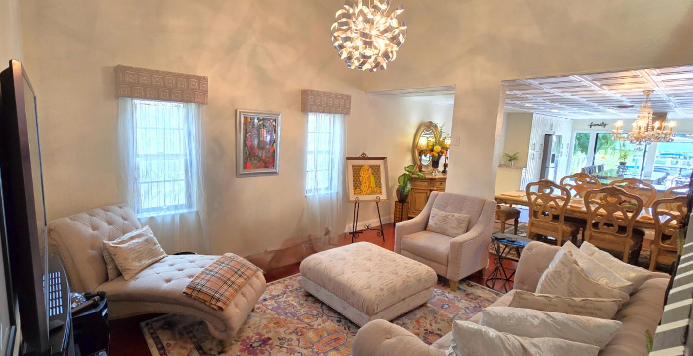 На продажу: $1,150,000 (6 спален, 5 ванн, 4099 Квадратных фут)