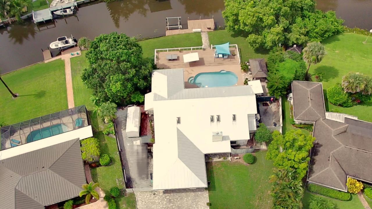 На продажу: $1,150,000 (6 спален, 5 ванн, 4099 Квадратных фут)