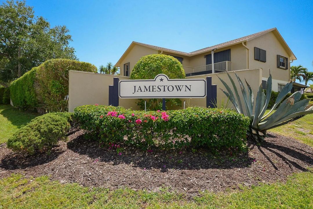 待售: $259,888 (2 贝兹, 2 浴室, 1384 平方英尺)