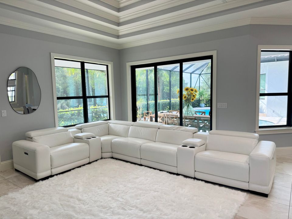 En Renta: $6,900 (3 camas, 2 baños, 2923 Pies cuadrados)