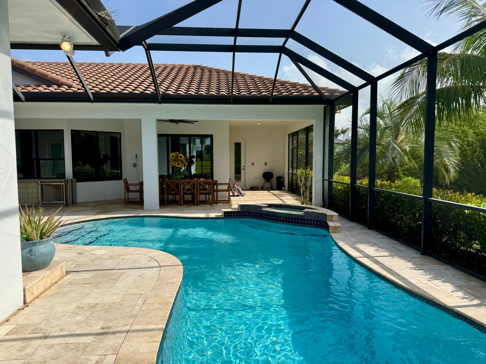 En Renta: $6,900 (3 camas, 2 baños, 2923 Pies cuadrados)