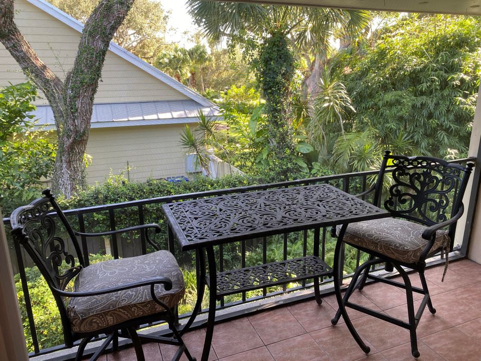 В аренду: $2,400 (2 спален, 2 ванн, 1120 Квадратных фут)