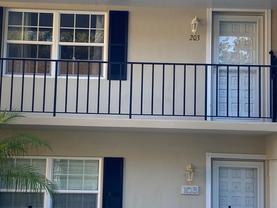 В аренду: $2,400 (2 спален, 2 ванн, 1120 Квадратных фут)