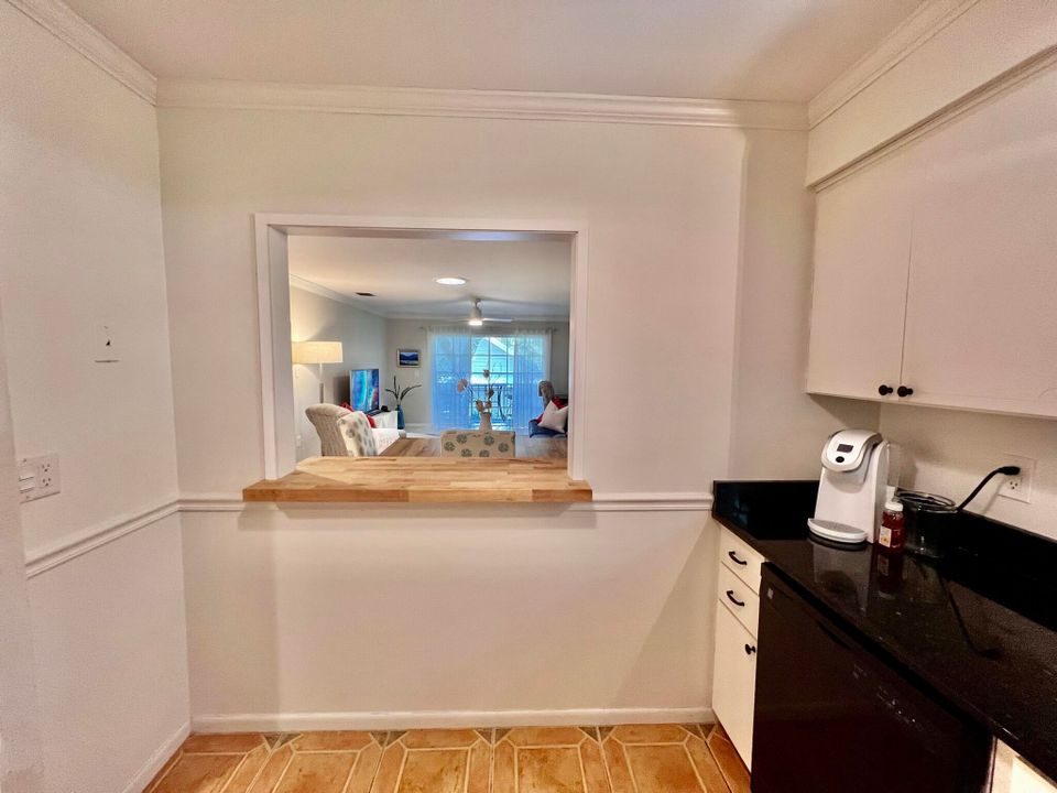 В аренду: $2,400 (2 спален, 2 ванн, 1120 Квадратных фут)