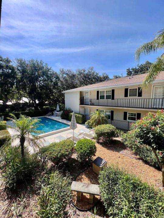 В аренду: $2,400 (2 спален, 2 ванн, 1120 Квадратных фут)