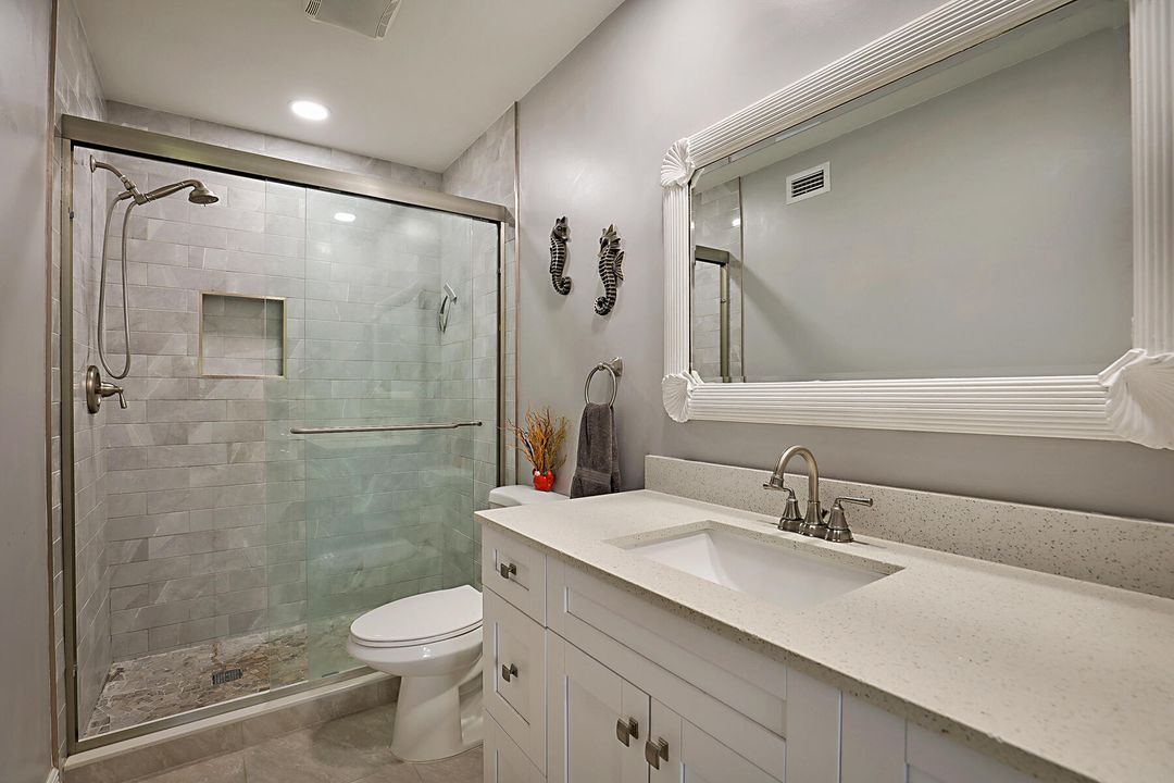 For Sale: $199,900 (1 beds, 1 baths, 1024 Square Feet)