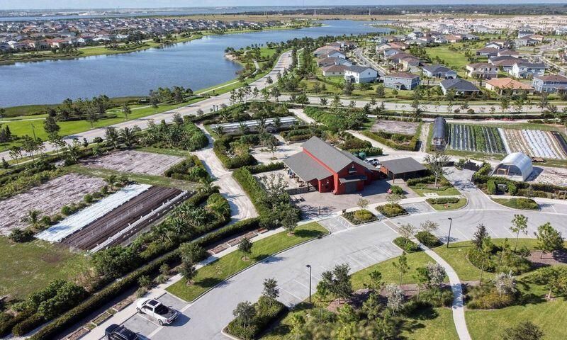 合同活跃: $833,990 (4 贝兹, 3 浴室, 3001 平方英尺)