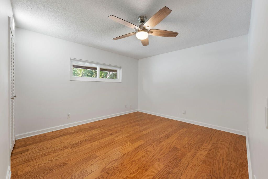 For Sale: $548,000 (4 beds, 3 baths, 1992 Square Feet)