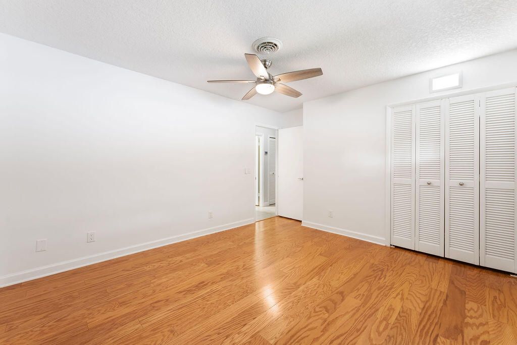 For Sale: $548,000 (4 beds, 3 baths, 1992 Square Feet)