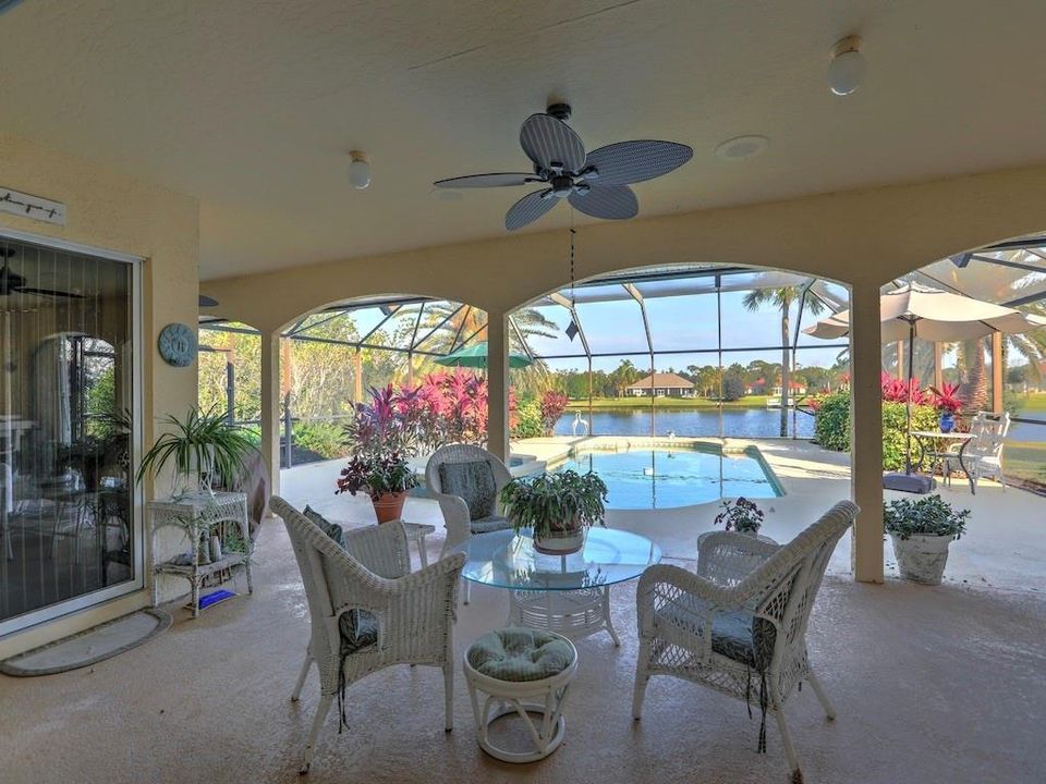 For Sale: $599,000 (3 beds, 2 baths, 2168 Square Feet)