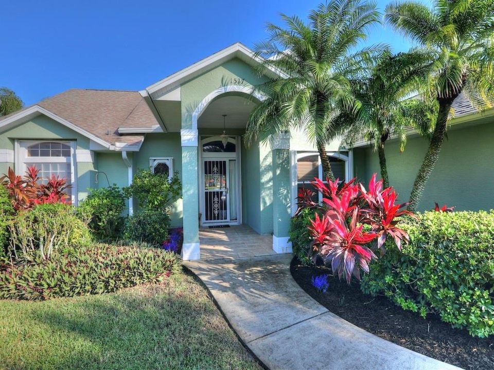 For Sale: $599,000 (3 beds, 2 baths, 2168 Square Feet)