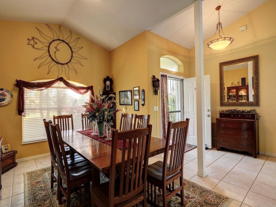 For Sale: $599,000 (3 beds, 2 baths, 2168 Square Feet)