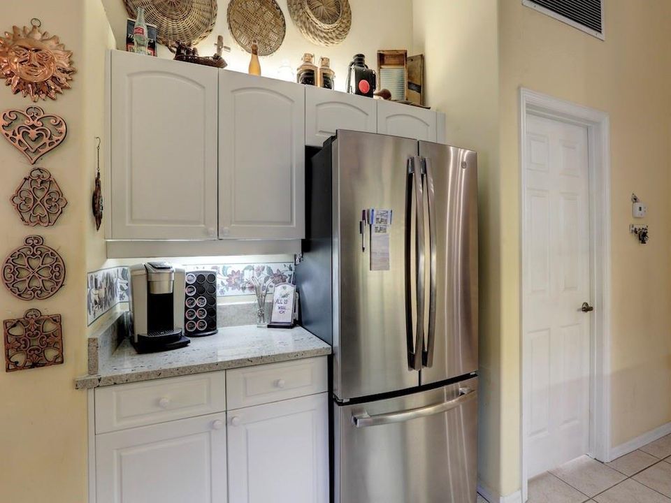 For Sale: $599,000 (3 beds, 2 baths, 2168 Square Feet)