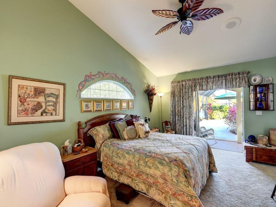 For Sale: $599,000 (3 beds, 2 baths, 2168 Square Feet)