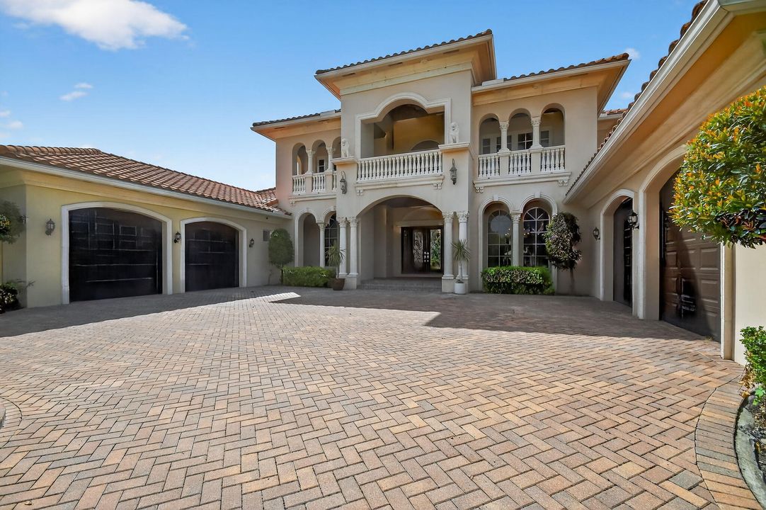 待售: $3,695,000 (6 贝兹, 7 浴室, 7805 平方英尺)