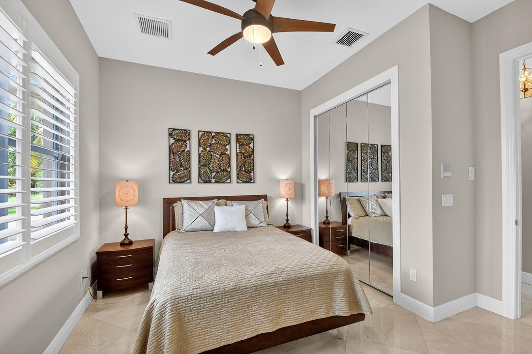 待售: $3,695,000 (6 贝兹, 7 浴室, 7805 平方英尺)