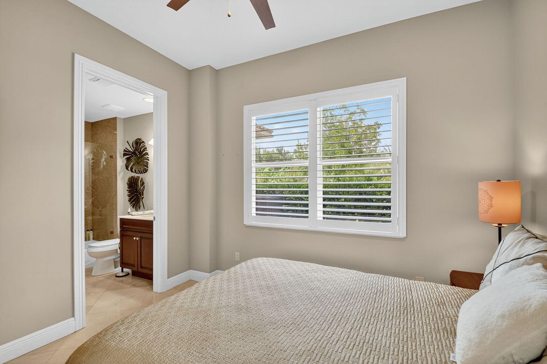 待售: $3,695,000 (6 贝兹, 7 浴室, 7805 平方英尺)