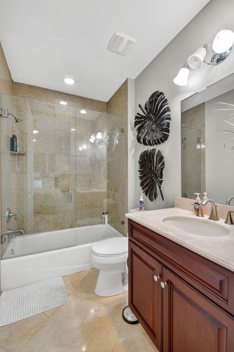 待售: $3,695,000 (6 贝兹, 7 浴室, 7805 平方英尺)