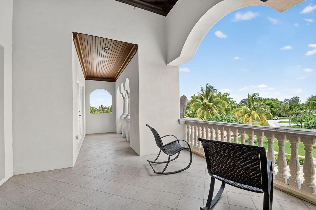 待售: $3,695,000 (6 贝兹, 7 浴室, 7805 平方英尺)