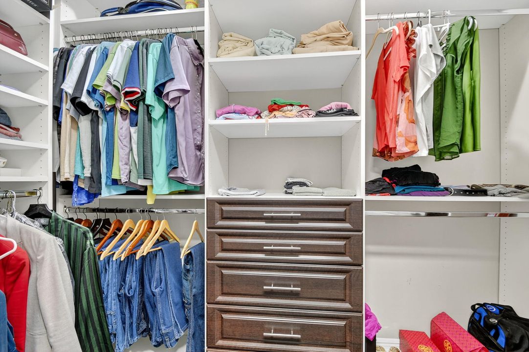 待售: $3,695,000 (6 贝兹, 7 浴室, 7805 平方英尺)