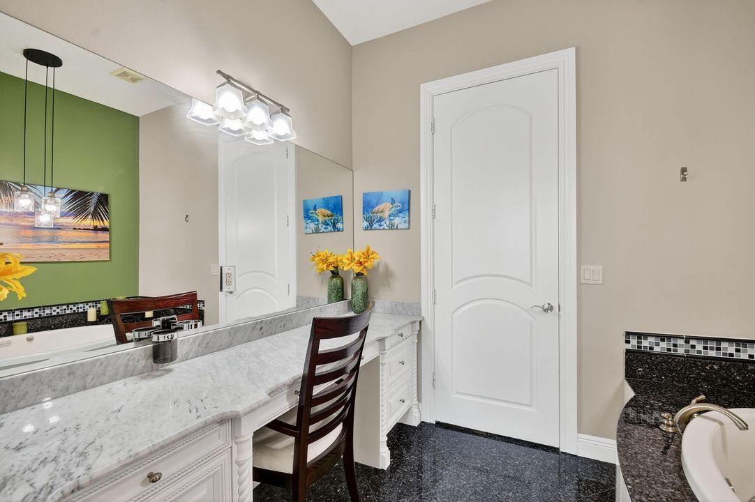 待售: $3,695,000 (6 贝兹, 7 浴室, 7805 平方英尺)