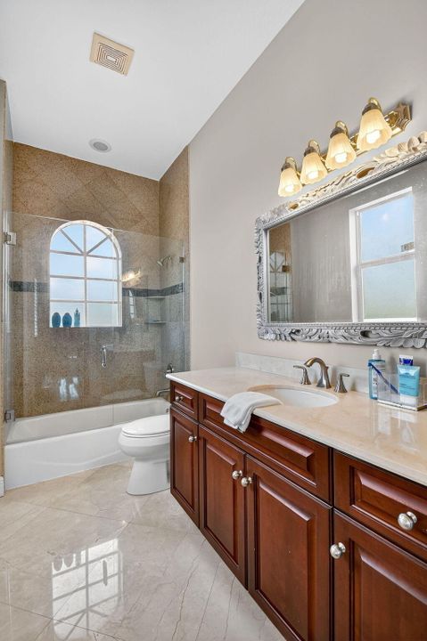 待售: $3,695,000 (6 贝兹, 7 浴室, 7805 平方英尺)