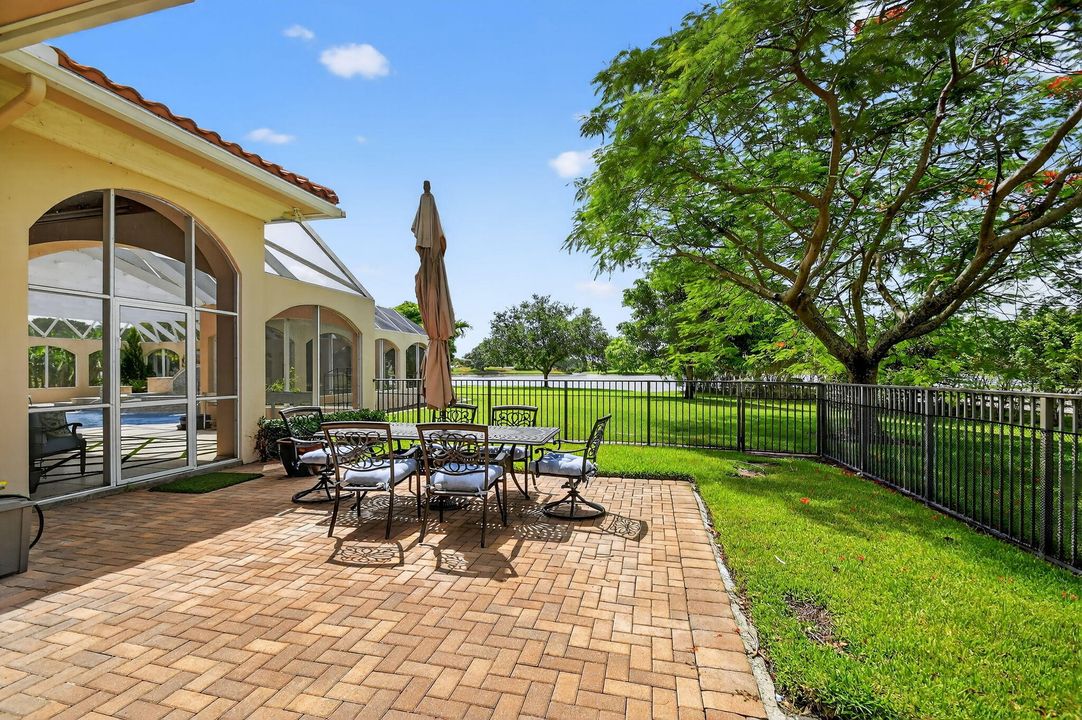 待售: $3,695,000 (6 贝兹, 7 浴室, 7805 平方英尺)