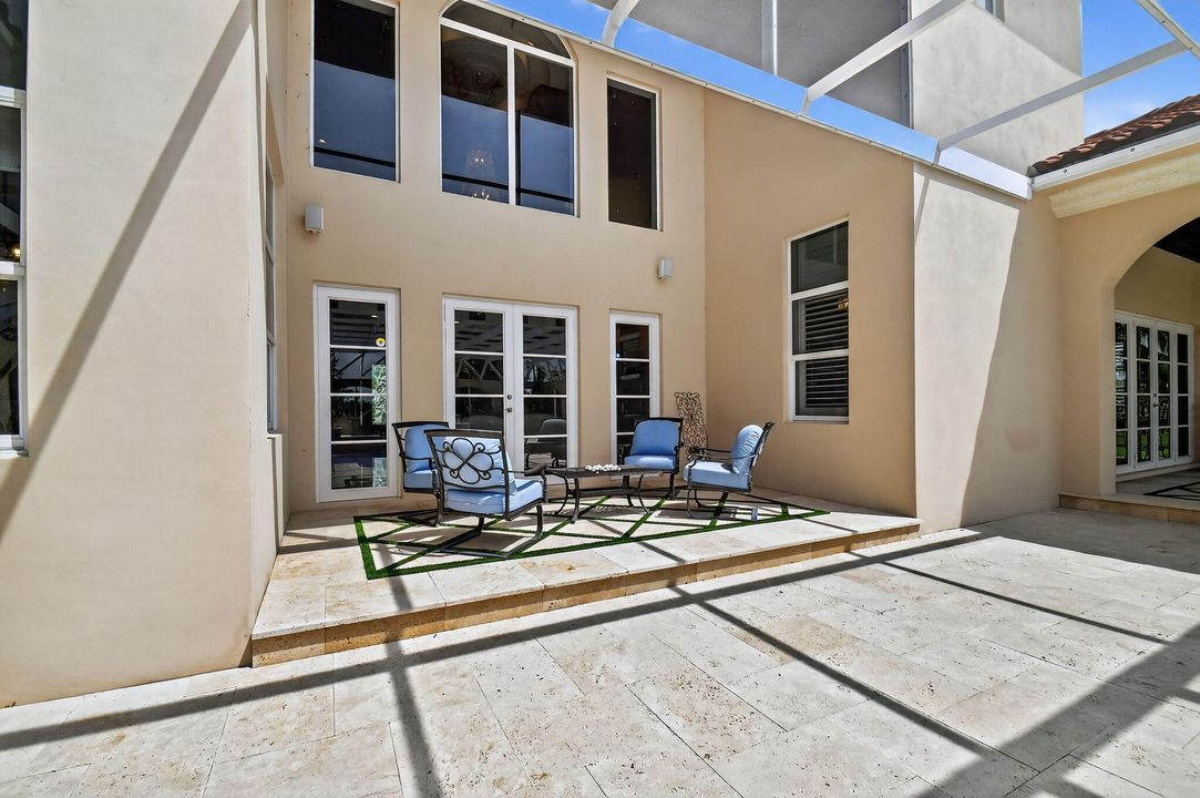 待售: $3,695,000 (6 贝兹, 7 浴室, 7805 平方英尺)