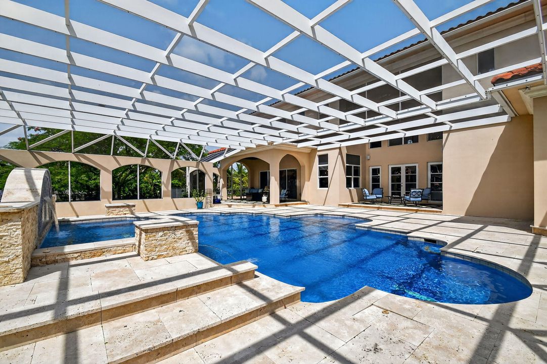 待售: $3,695,000 (6 贝兹, 7 浴室, 7805 平方英尺)