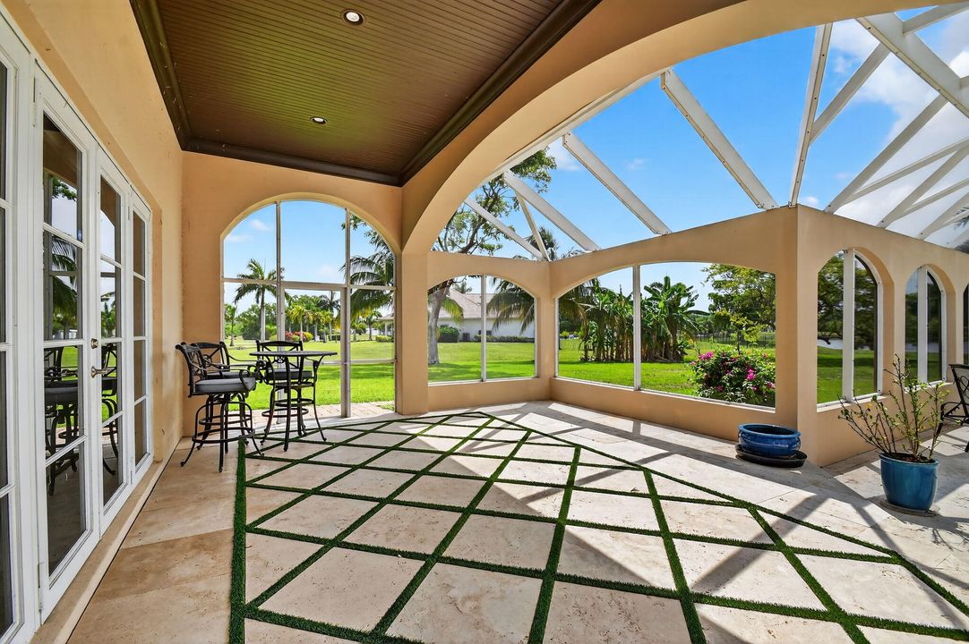 待售: $3,695,000 (6 贝兹, 7 浴室, 7805 平方英尺)