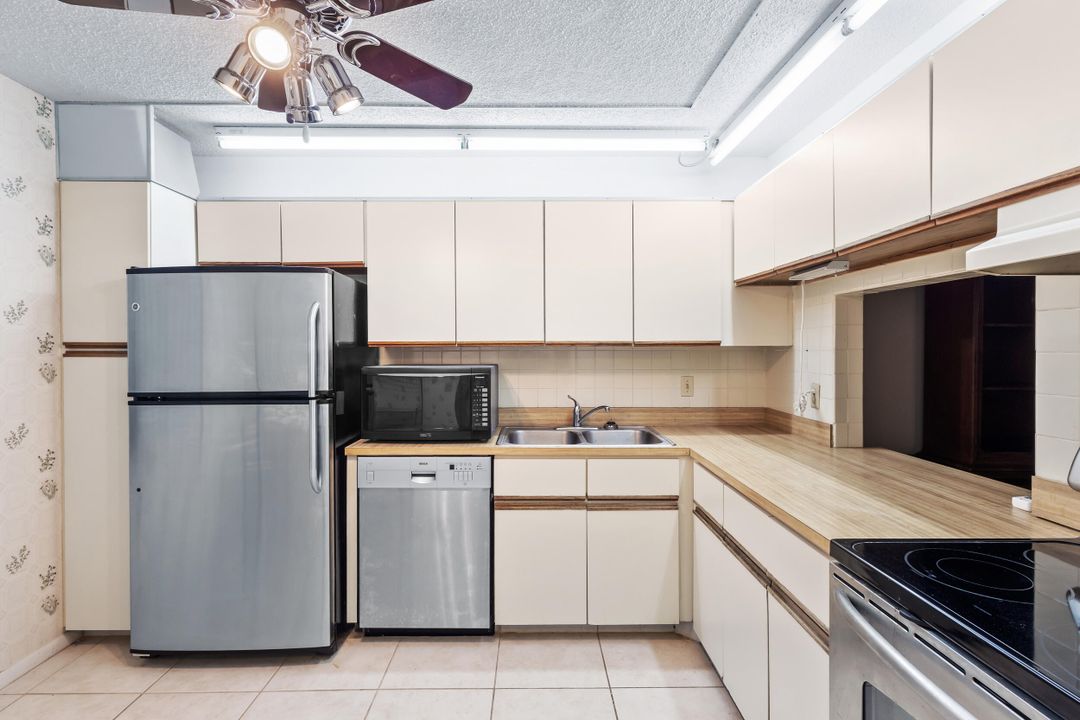 En Venta: $90,000 (2 camas, 2 baños, 1085 Pies cuadrados)