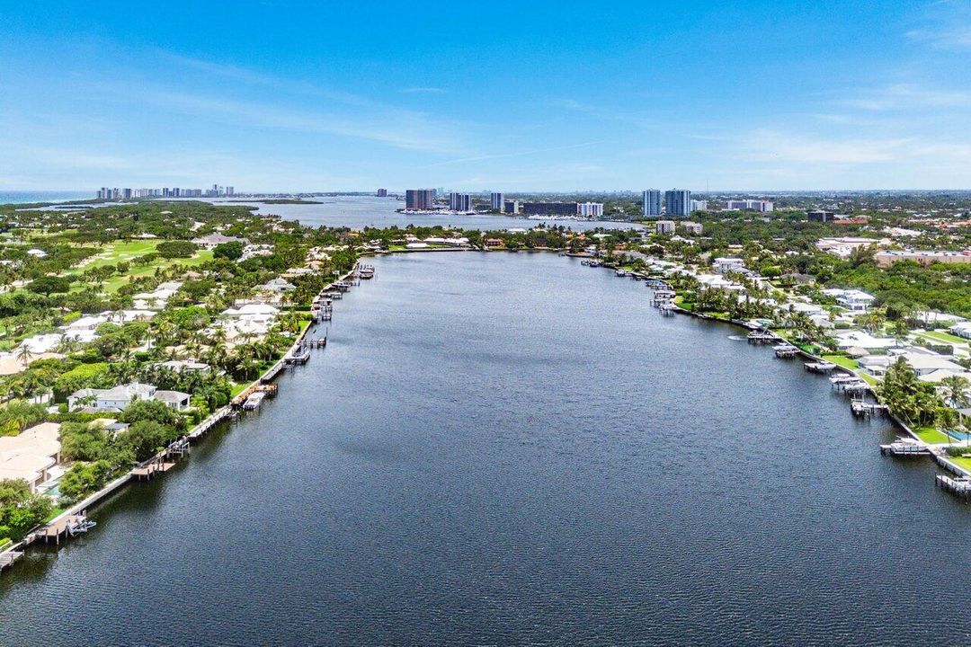 На продажу: $2,999,500 (3 спален, 3 ванн, 2653 Квадратных фут)