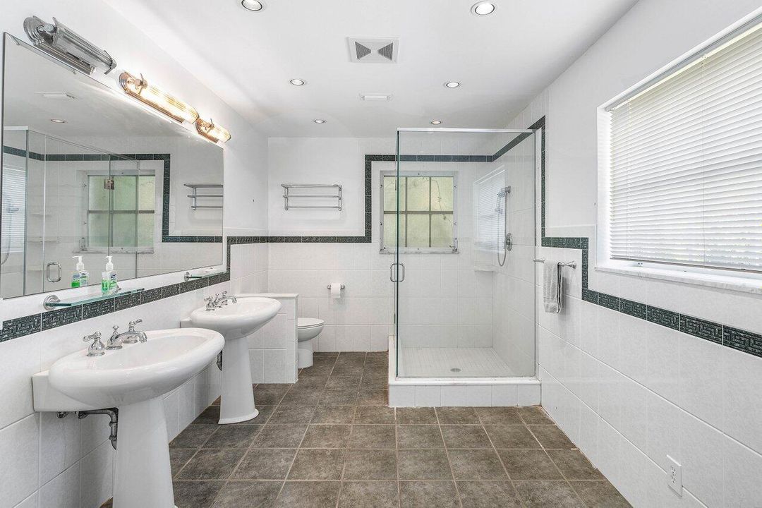 На продажу: $2,999,500 (3 спален, 3 ванн, 2653 Квадратных фут)