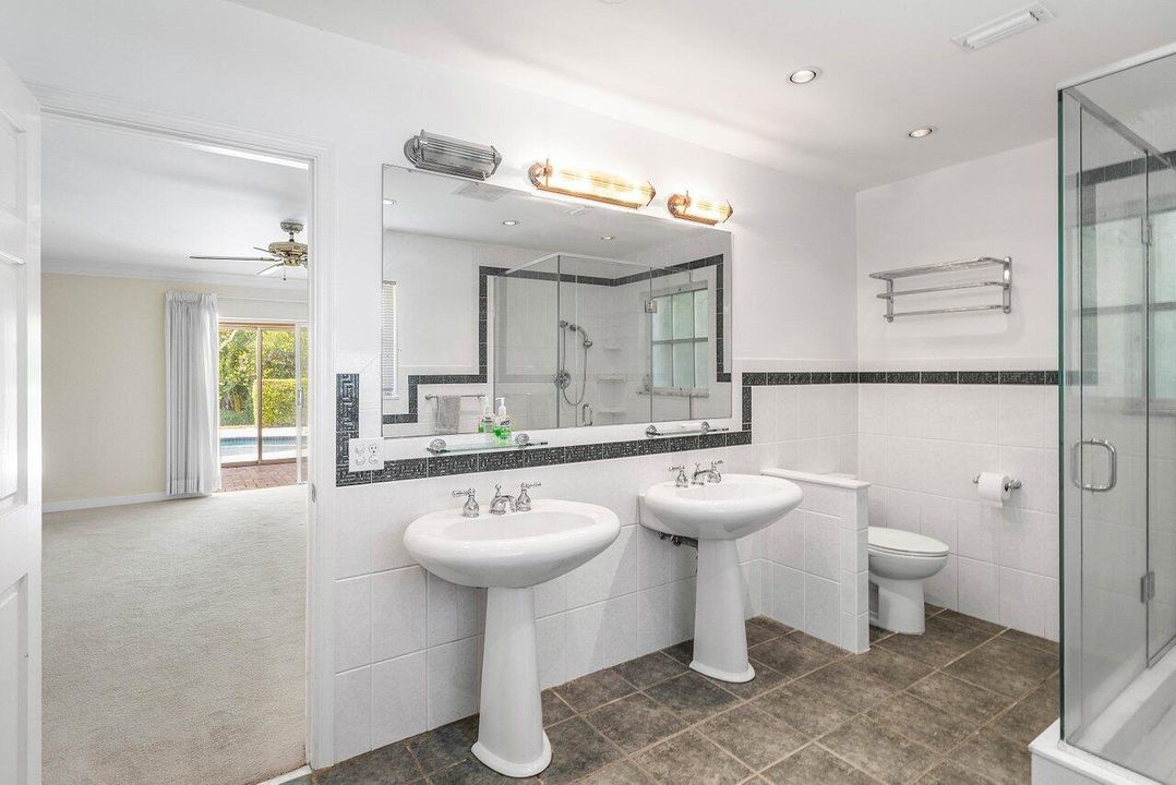 На продажу: $2,999,500 (3 спален, 3 ванн, 2653 Квадратных фут)