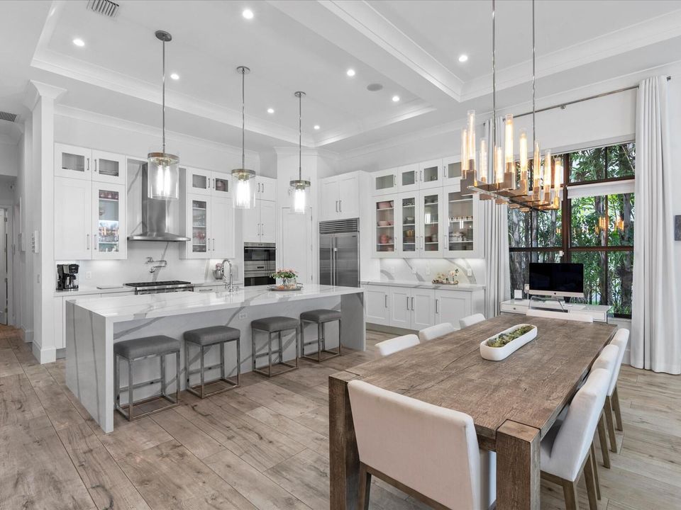 Active With Contract: $2,125,000 (5 beds, 4 baths, 3720 Square Feet)