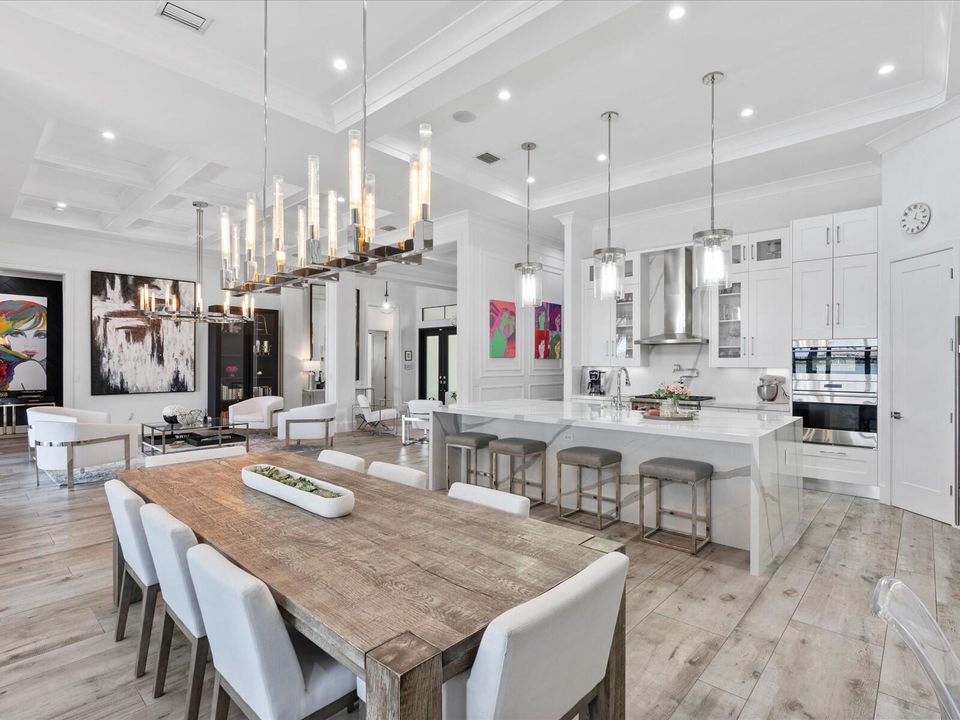 Active With Contract: $2,125,000 (5 beds, 4 baths, 3720 Square Feet)