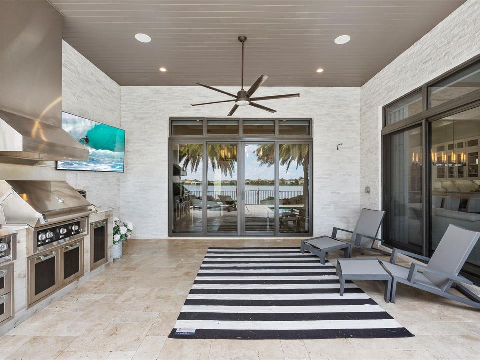 Active With Contract: $2,125,000 (5 beds, 4 baths, 3720 Square Feet)