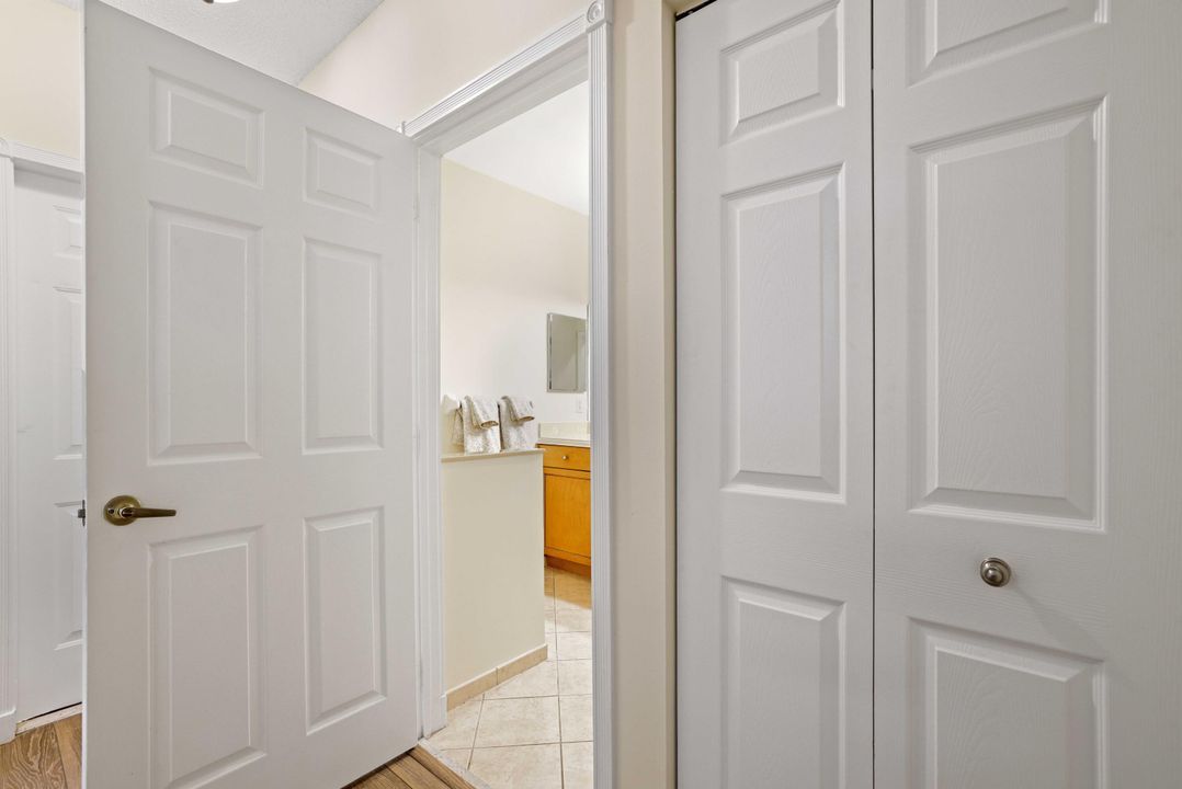 合同活跃: $645,000 (4 贝兹, 3 浴室, 2779 平方英尺)