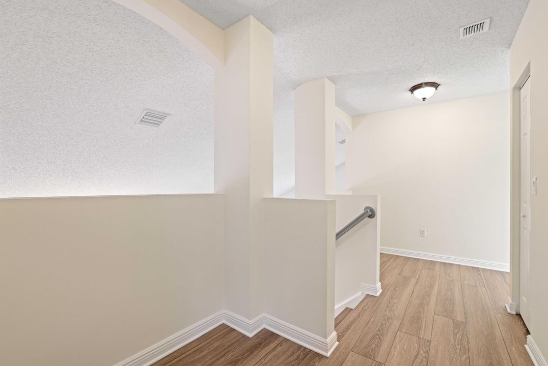 合同活跃: $645,000 (4 贝兹, 3 浴室, 2779 平方英尺)