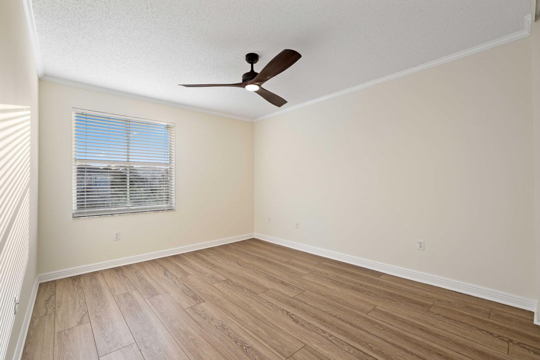 合同活跃: $645,000 (4 贝兹, 3 浴室, 2779 平方英尺)