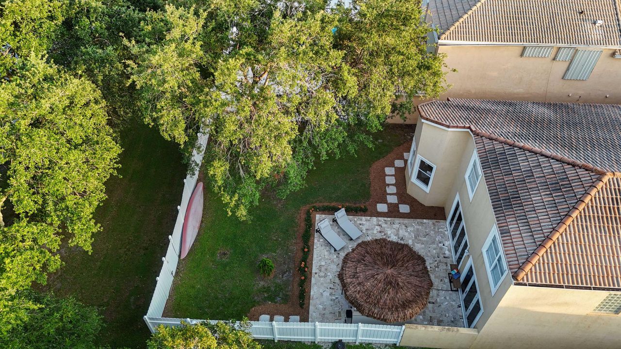 合同活跃: $645,000 (4 贝兹, 3 浴室, 2779 平方英尺)