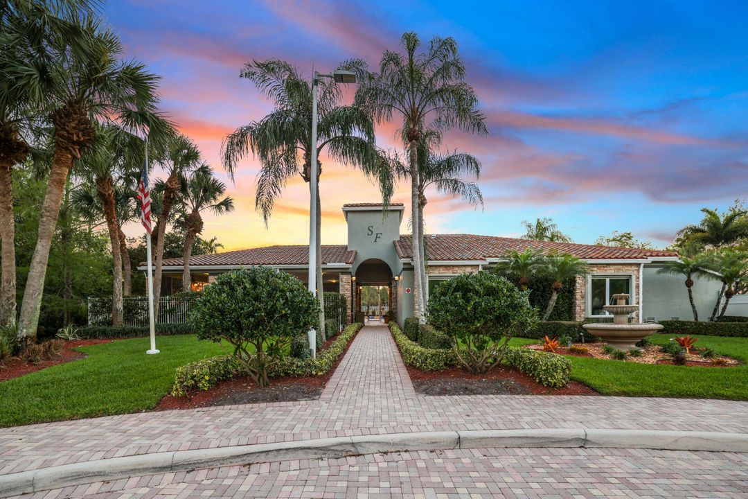 合同活跃: $645,000 (4 贝兹, 3 浴室, 2779 平方英尺)